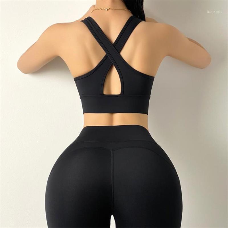 

New Breathable Shoulder Strap Sport Bra Cross Back Fitness Tops Women Running Yoga Underwear Gym Sexy Plain Jogger Workout Bra1, Black