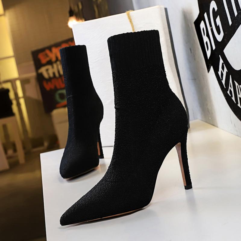 

Korean Fashion Simple Winter Fashion Women's Boots Fine Heel High Heel Pointed Pedicure Was Thin Wool Booties, Black