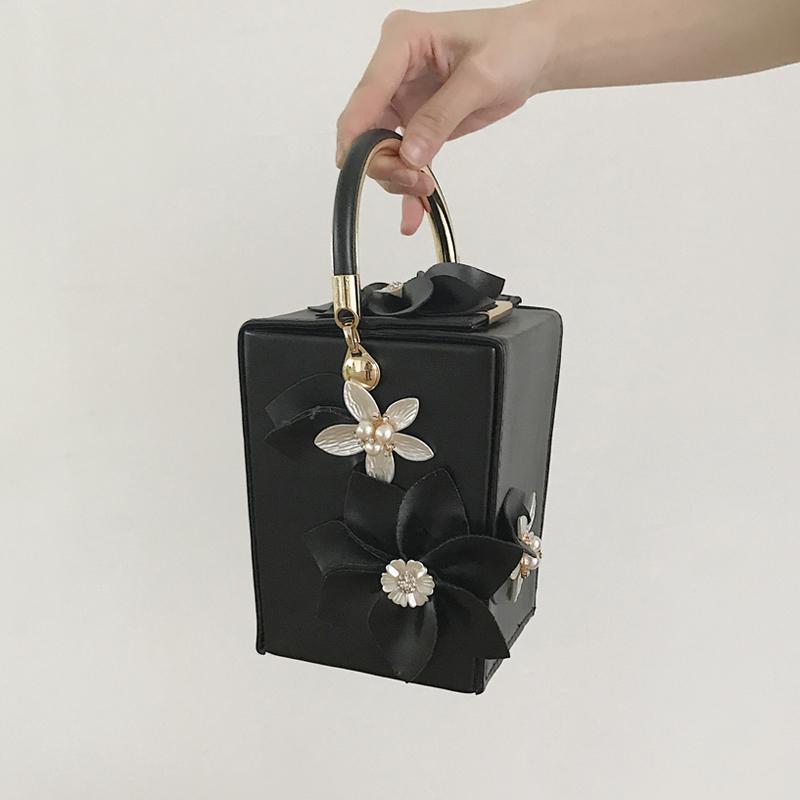 

Women Evening Bag Ladies Flower Wedding Clutches Female Pink Black Clutch Purse
