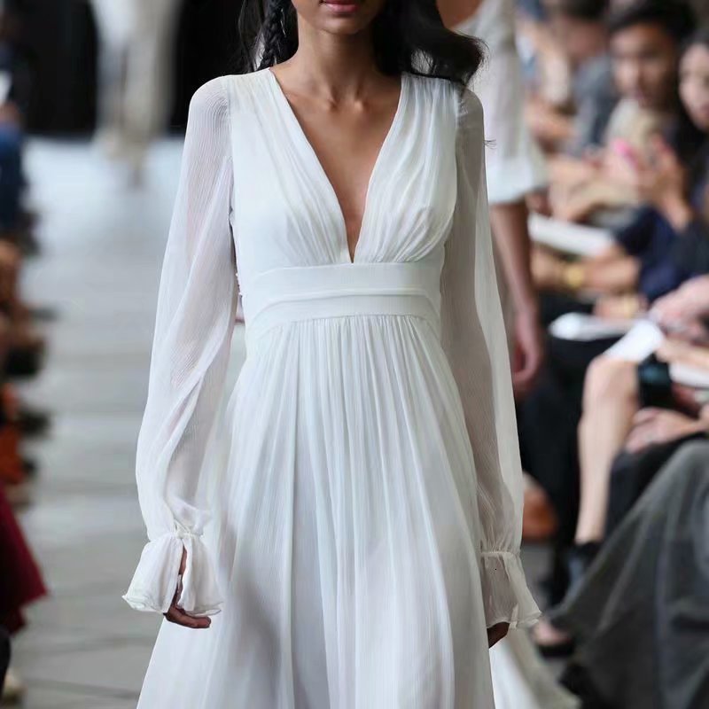 

2021 New Chiffon Deluxe-necked Robe Wedding Gown at Night to Be Party Dresses Long Sleeves EKU6, Same as the photos