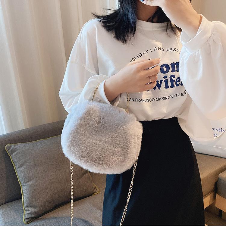 

2021 Elegant Plush Shoulder Bag Women Ladies Gentle Solid Color Soft Top Handle Satchel Crossbody Purse with Chain Strap, Black