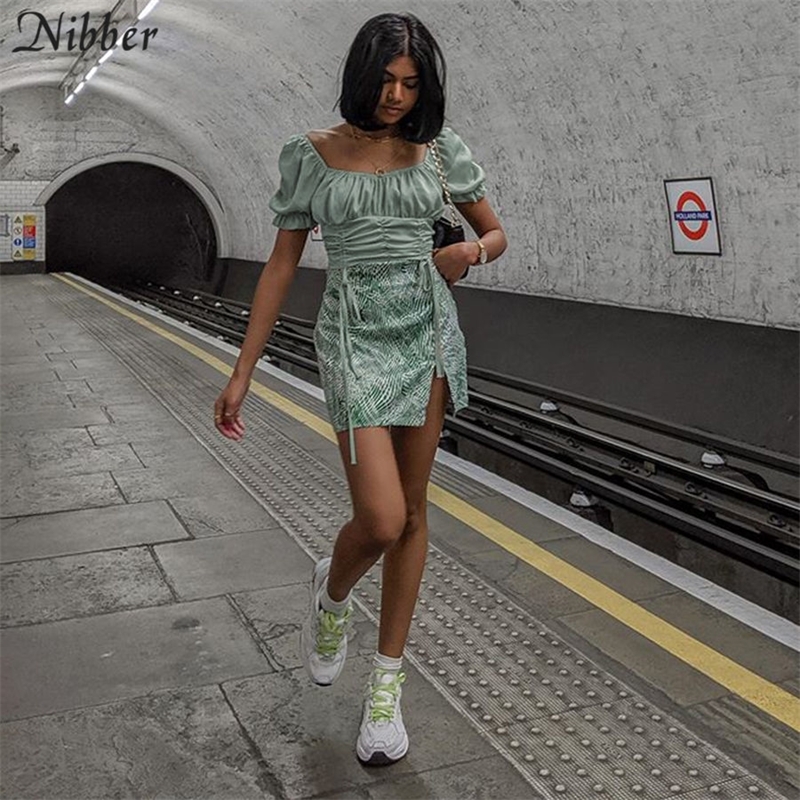 

Nibber French romance off shoulder tassel crop tops women Elegant high street casual simple short sleeve T-shirt summer tees Y200412, Green