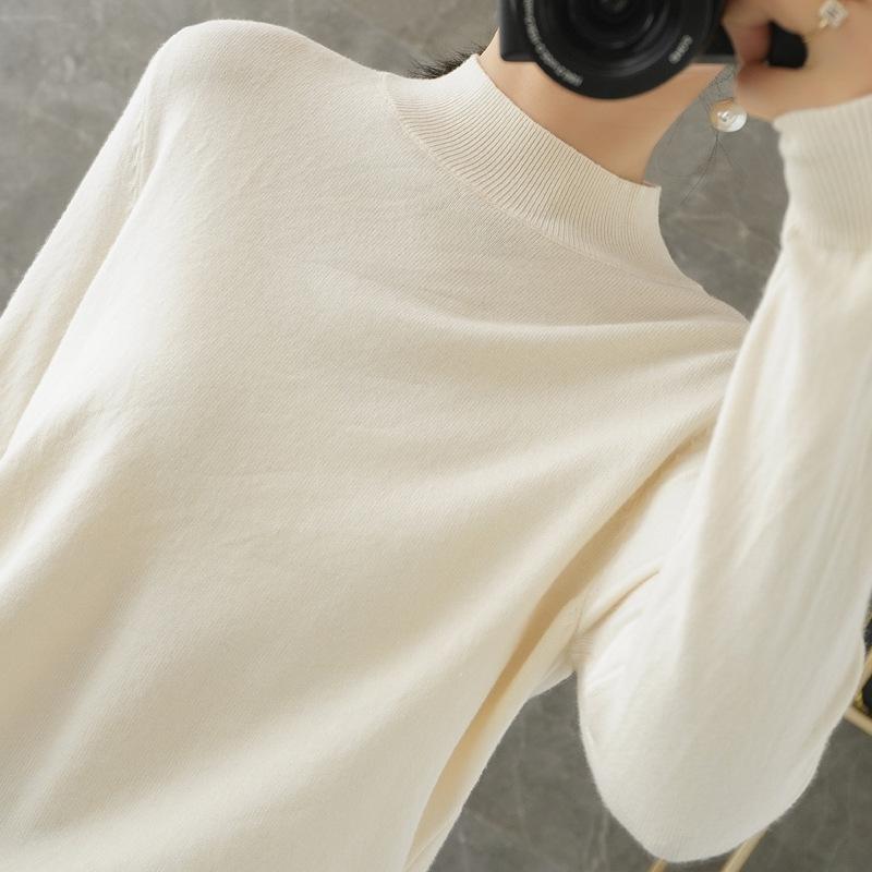 

Autumn and winter Semi turtleneck sweater for women If a heavy base layer is to be worn under it, Beige