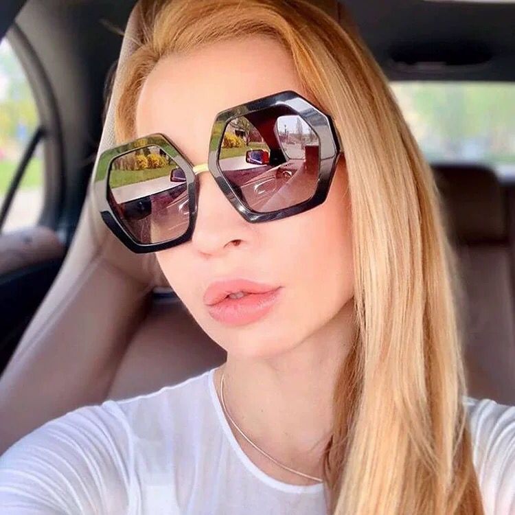 

Oversized square irregular fashion luxury designer women casual sunglasses beach vocation driving with box case