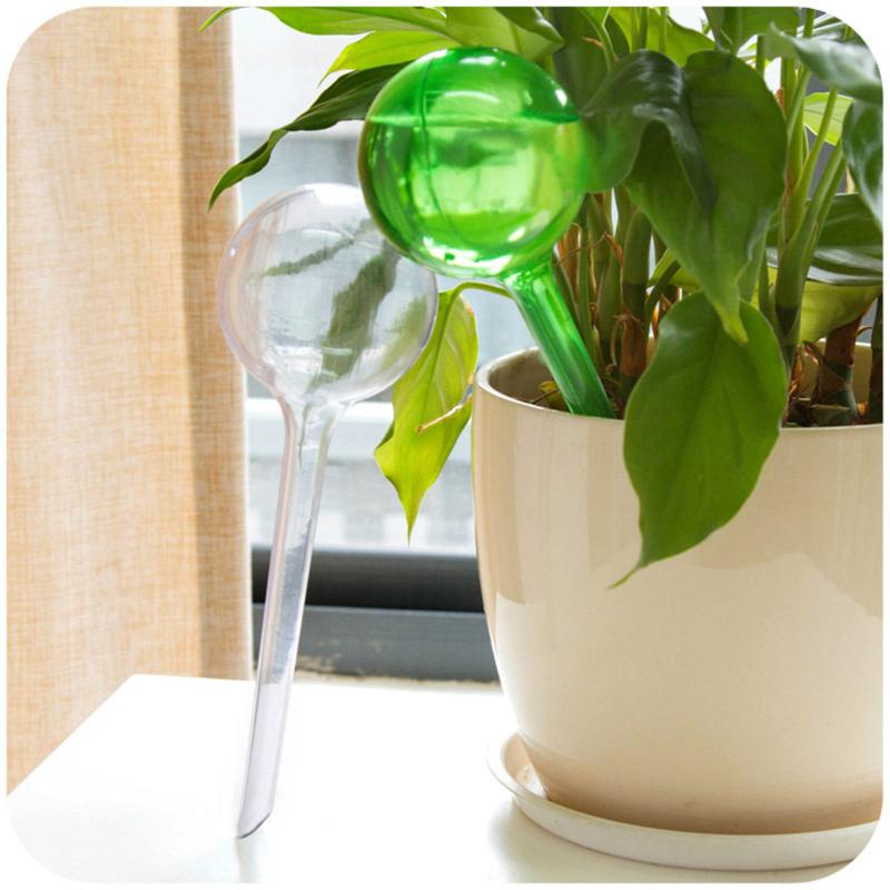 

1pc PVC Travel House Plant Self Watering Bulb Shape Waterer Globes Automatic Irrigation Patio Lawn Garden Pot Planter Acc, White