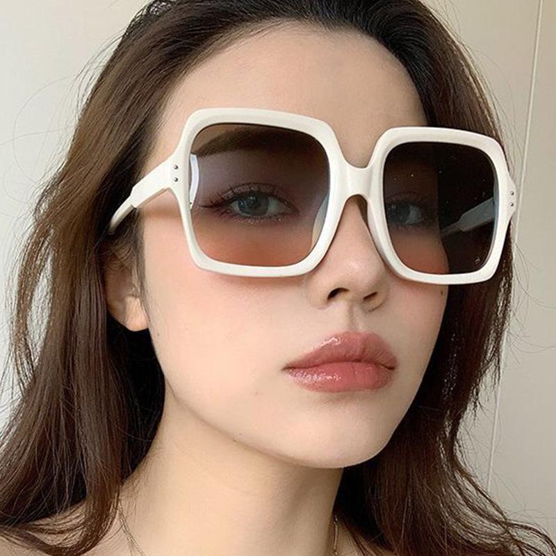 

Oversized Square Sunglasses Women Fashion Brand Designer Sun Glasses Female Big Frame Retro Rivet Vintage Luxury