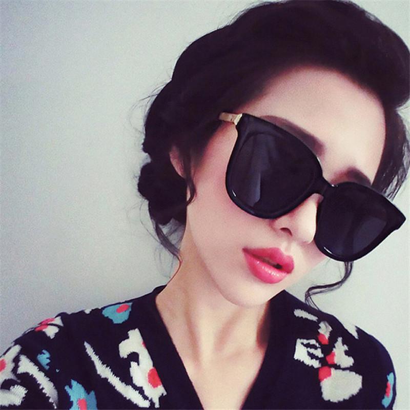 

Classic Fashion Square Sunshade Sunglasses Ladies Glasses Luxury Retro Plastic Sun Glasses Uv400