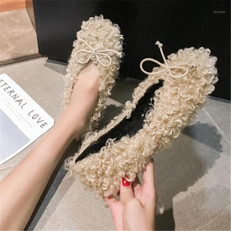 

Women's Winter Wool Peas Shoes White Lazy Peas Shoes Woman Fur Slides Indoor Home Warm Plush Cotton Ladies Furry Slippers1, Black