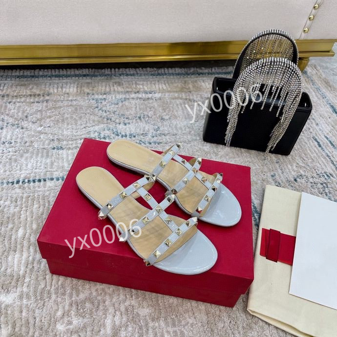 

2021 Classic Canvas Designers Triple 35-42 Casual Shoes Oblique Technology B23 Trainers Mens Womens Luxury Pairs Outdoor Platform Trainer Slides Sneakers yh211121, Choose the color