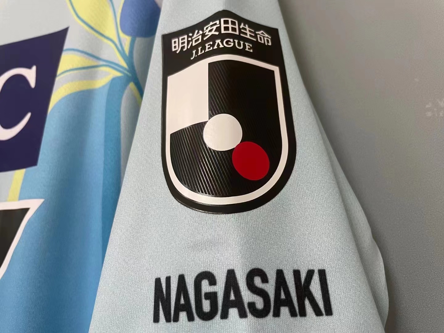 

21 Japan J league V-Varen Nagasaki Summer special version T-shirt, Home