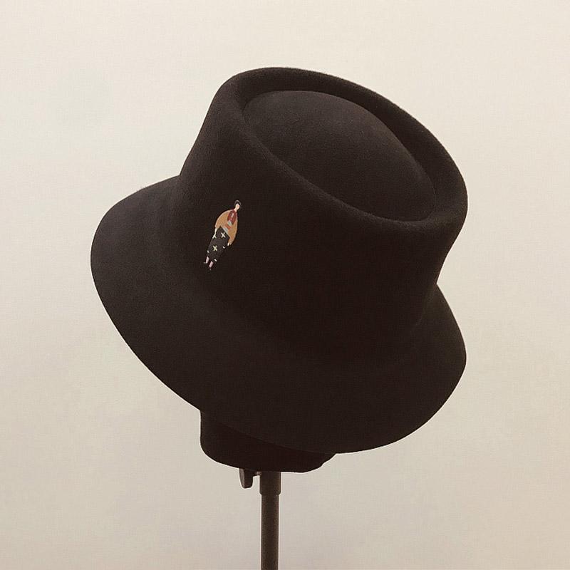 

Elegant Retro Felt Women Hats Warm Fall Winter Ladies Solid Color Wide Brim Fedora Hat Wide Floppy Cloche Black bucket Hat, White