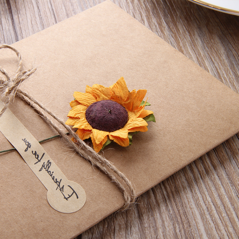 

Retro Kraft Paper Greeting Card Creative DIY Handmade Dried Flower Birthday Valentines Day Universal Blessing Card Gifts