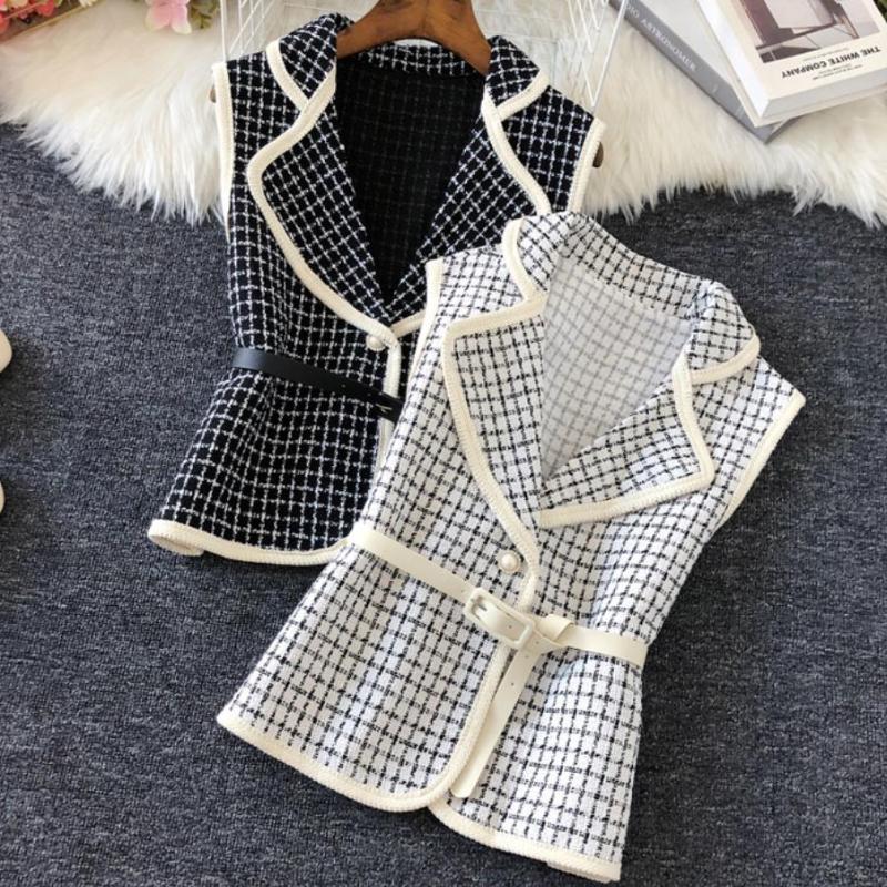 

New Retro small fragrance Plaid Outside Vest Women' Tweed Jacket Thin coat, Black