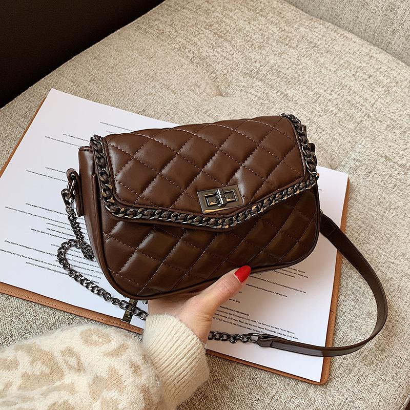 

2021 new fashion solid color portable one shoulder messenger bag women's small square bag, Black