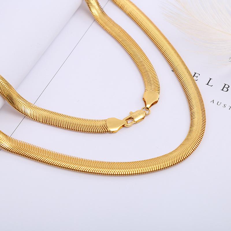 

Hot Product Metal Pendant Snake Bone Necklace 6MM Flat Snake Chain Men and Women Universal Necklace Hip Hop