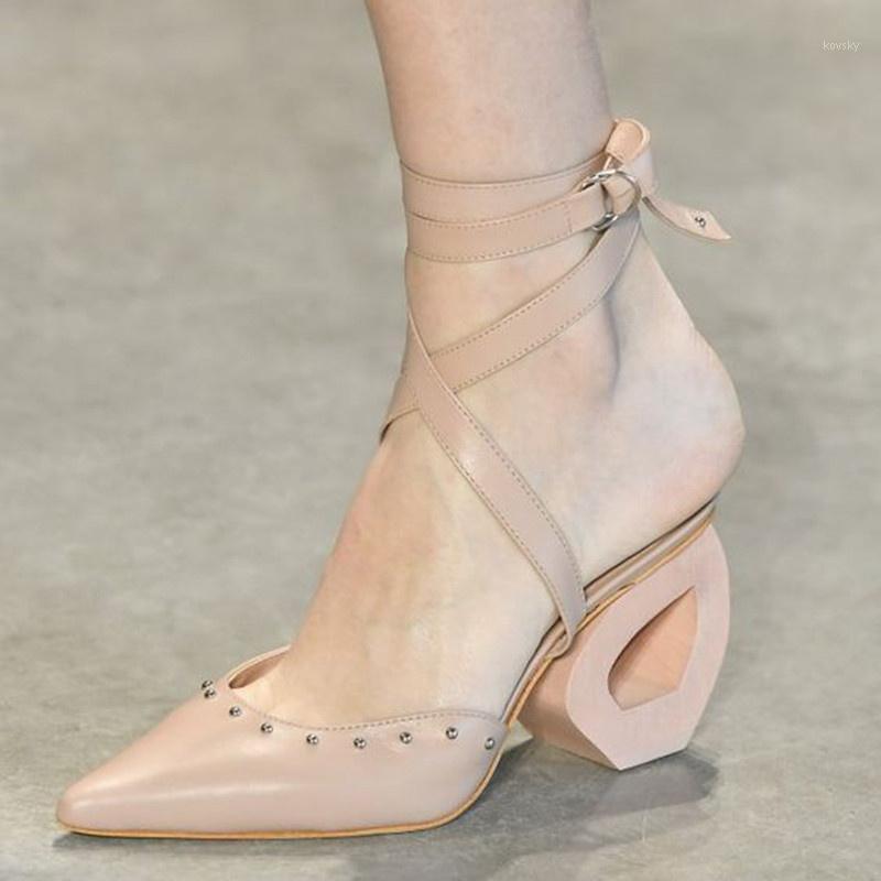 

Ankle Boots Women Brand Women Shoes Fashion Botas Hombre New Designer Bota Feminina Trend Botas Mujer Rome Cool Zapatos De Mujer1, As pic