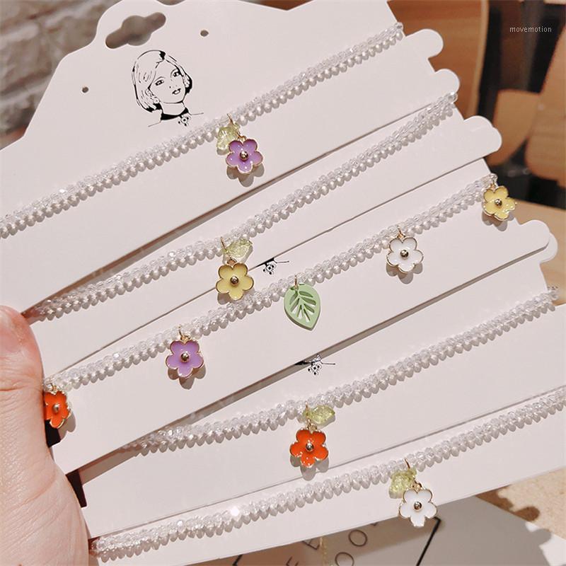 

2020 Kpop Summer Daisy Flower Pendant Beaded Short Women Egirl Chokers Necklace Party Marriage Aesthetic Accessorie Jewelry Gift1