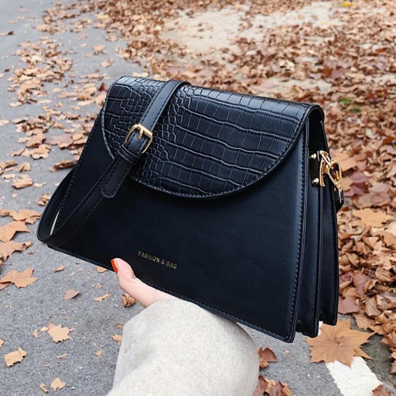 

Crocodile pattern Square Crossbody bag 2021 New High quality PU Leather Women's Designer Handbag Vintage Shoulder Messenger Bag, Black