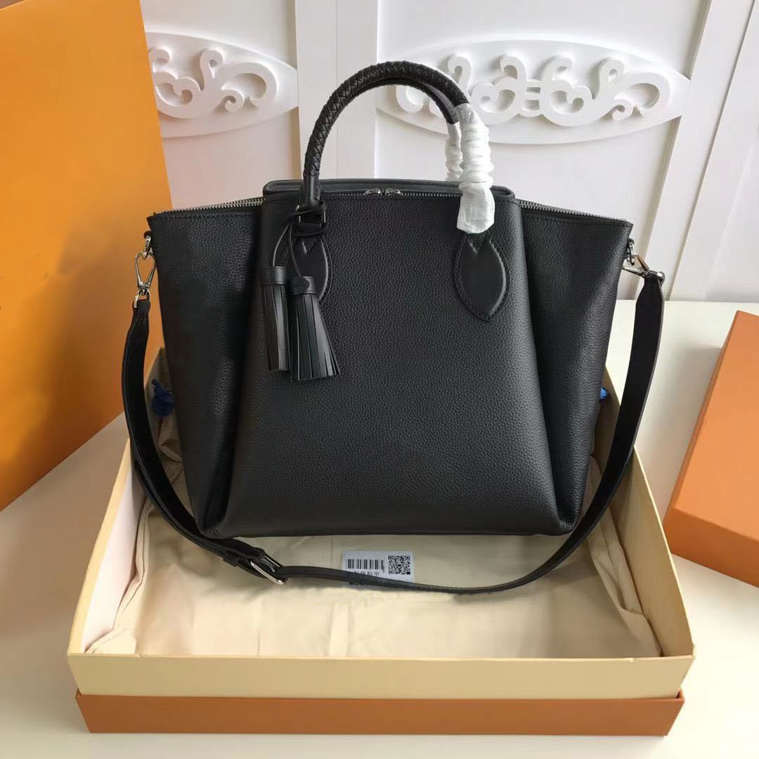 

M55029 Classic HAUMEA totes Handbags Fashion ladies MAHlNA Zipper Bag Crossbody Women Real Leather Shoulder Bags with tassels M55030 M55031, Beige
