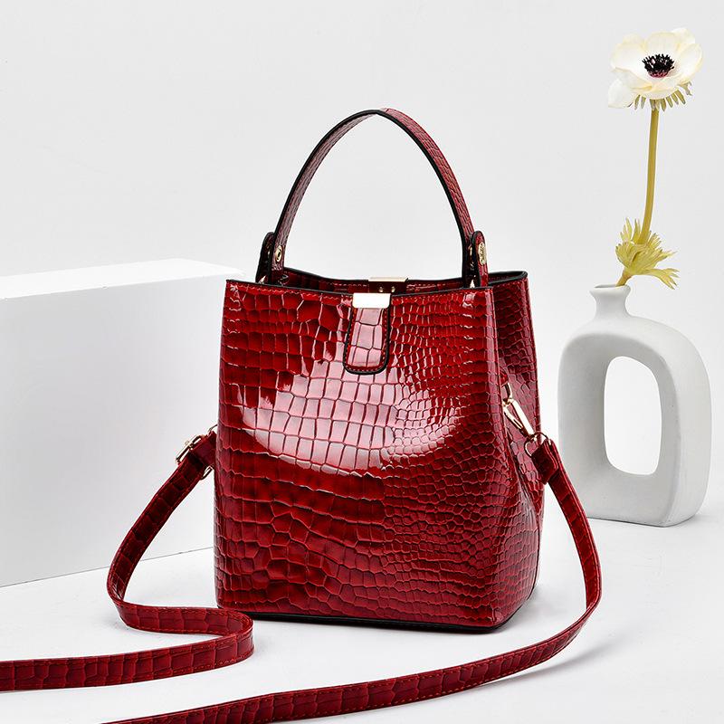 

Brand Bucket Women's Bag 2021 New Crocodile Pattern PU Women's Bucket Bag Fashion Simple Single Shoulder Messenger