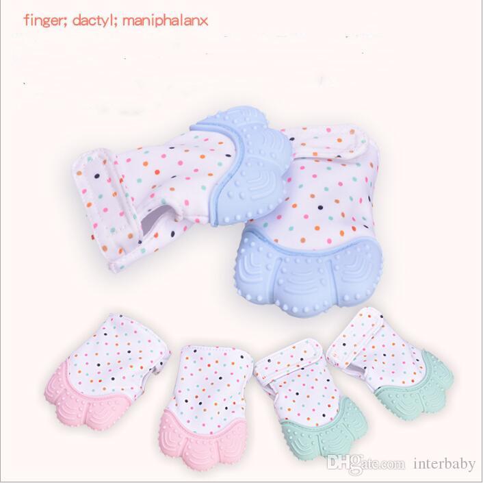 infant gloves with fingers
