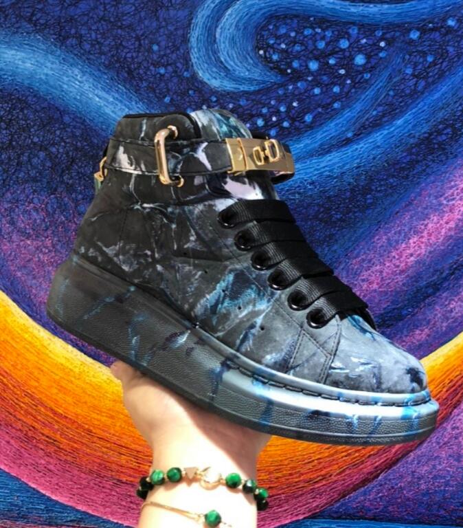 

2021 designer luxury sneakers men and women high top shoes retro camouflage graffiti leather casual shoes inner lock shoes TOP QUALITY, Color 2
