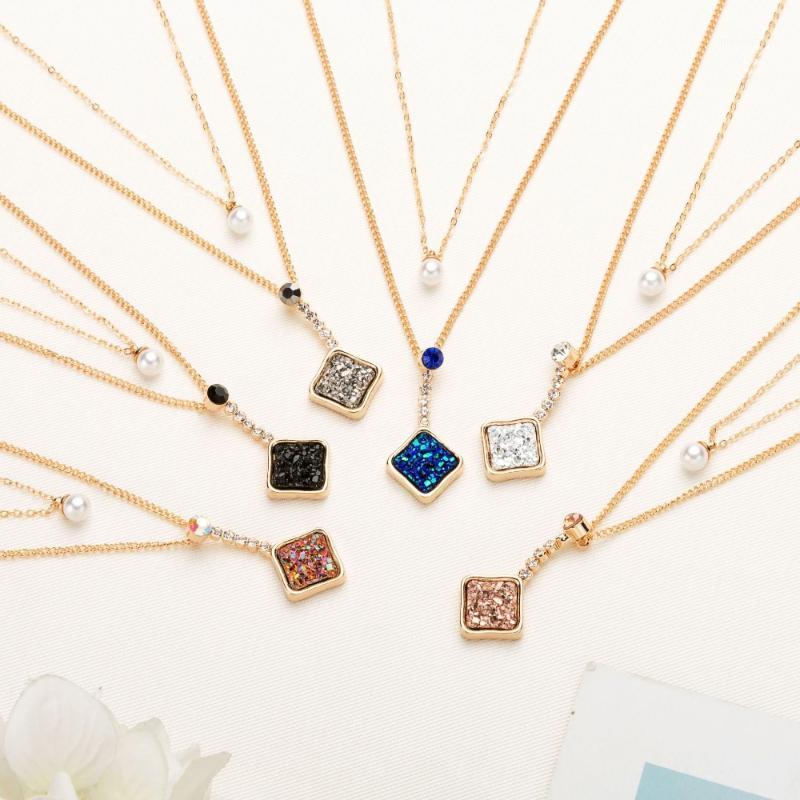 

2 Layers Druzy Hexagon Pearls Square Pendant Necklaces for Women Fashion Trendy 2 Layers Collar Quartz Stone Pendant Necklaces1