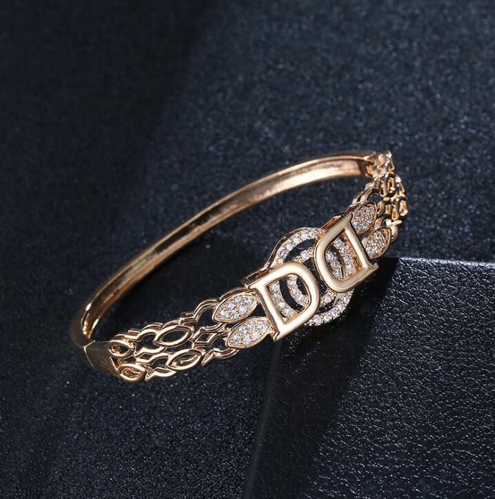

New factory direct foreign trade new style zircon temperament exquisite double D letter ladies high-end gift bracelet ring set to love