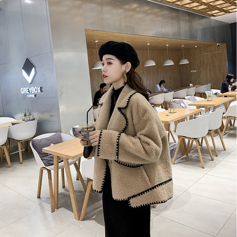 

2021 Lamb Women Red Net New Fall and Winter Plus Velvet Thicker Black Joker Little Perfumed Wind Wool Coat XKPB