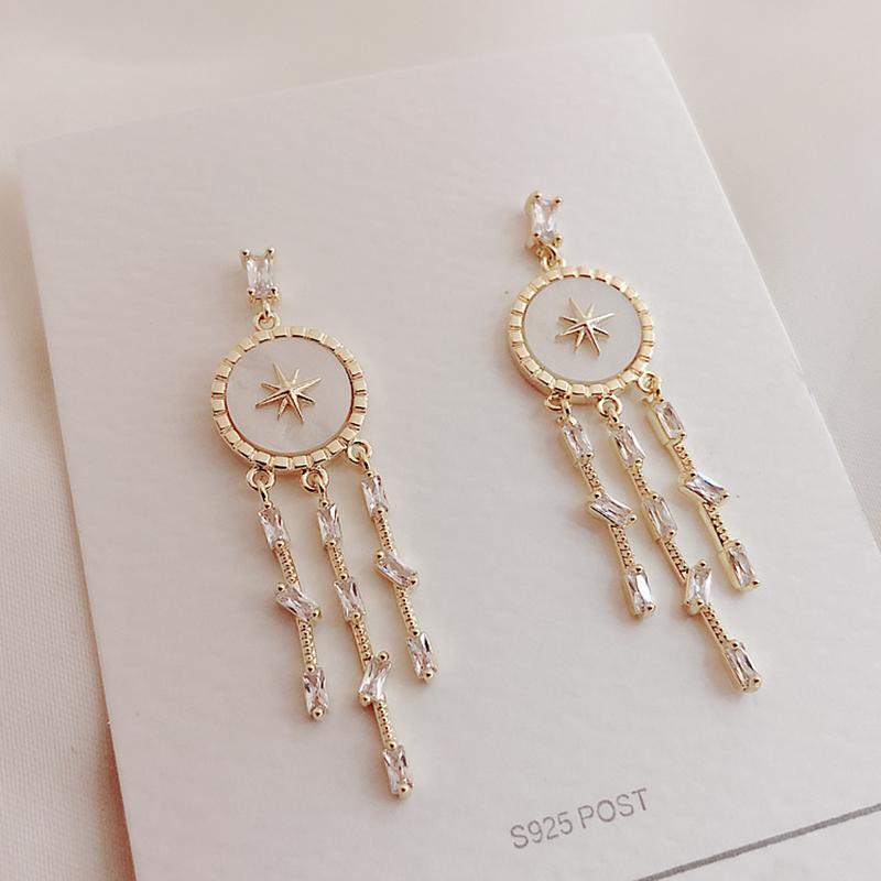 

Unusual Earrings Classic Zinc Alloy Tassel Earrings Female Jewelry European Sexy 2021 Trend Women Round