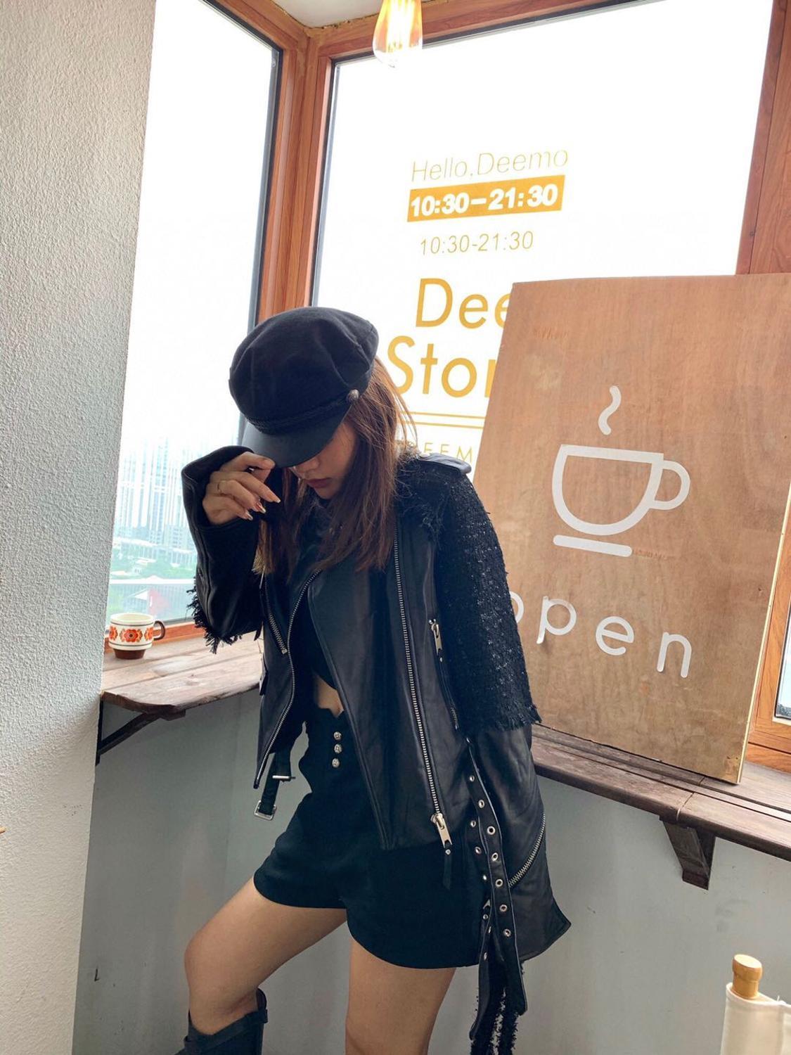 

2021 Winter New Lambskin Female Leather Jacket Designer Tweed Black Shreds Streetwear Outwear Superior Jackets Bveb