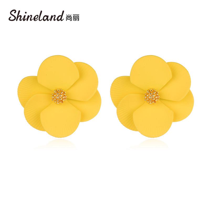 

Stud Shineland Fashion Simple Sweet Flower Earrings For Women Yellow White Femme Brincos Wedding Jewelry Gift 2021