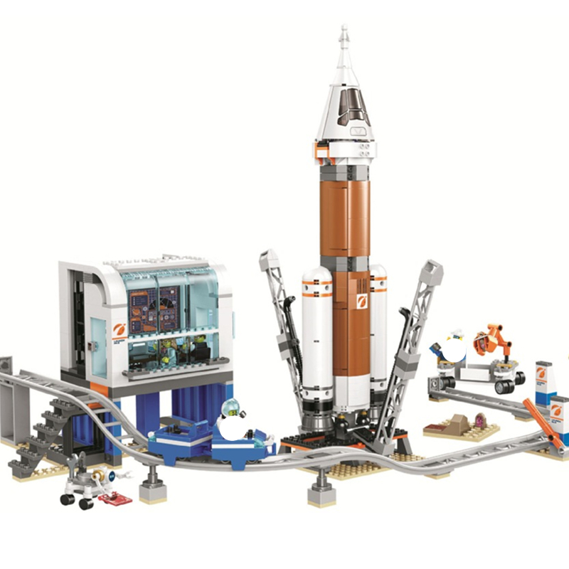 

Christmas for Boys Crescent Space Station Rover Test Drive Compatible City Building Blocks Children's Toy Gifts