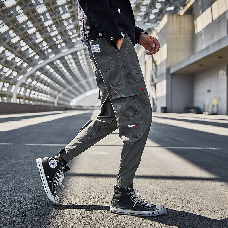 

2021 New Newly Designer Fashion Hip Hop Army Green Camouflage Streetwear Big Pocket Jogger Pants Men Y29w