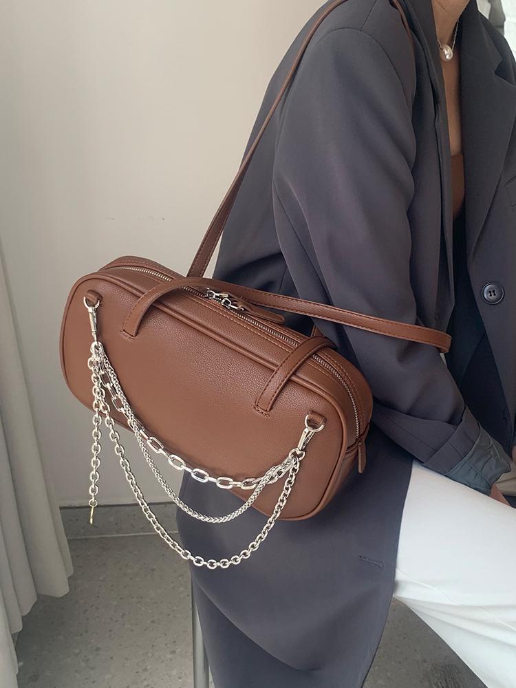 

Women 2021 New Stylish Chain Underarm Bag Niche Design Large Capacity Vintage Simple Pu All-match Handbag E061, Black