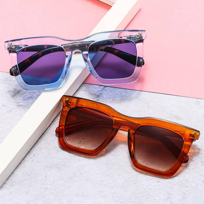 

Sunglasses Retro Square Women 2021 Designer Fashion Transparent Blue Sun Glasses Men Outdoor Beach Shades Eyewears