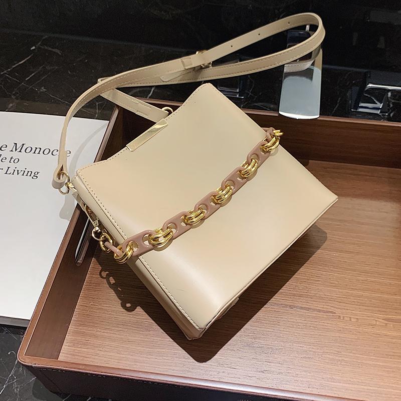 

2021 Chain Designer PU Leather Luxury Handbags Womens's bucket bag 2021 Small Crossbody Shoulder Bag and Purses, Beige