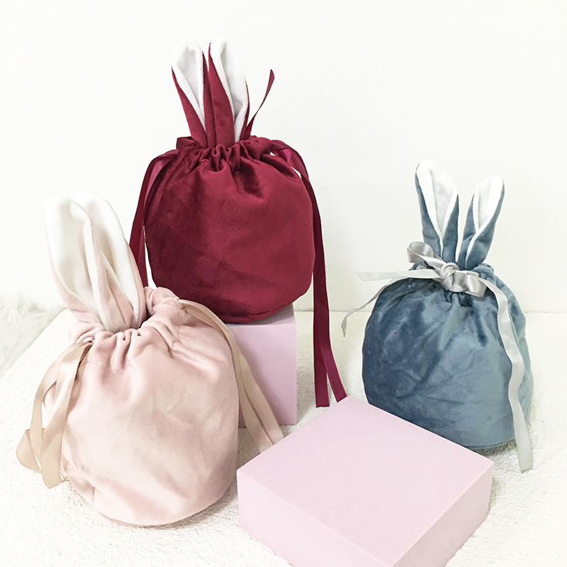 

Velvet Easter Bunny Bucket Favor Short Ears Rabbit Basket Drawstring Candy Bag Soft Plush Storage Bags