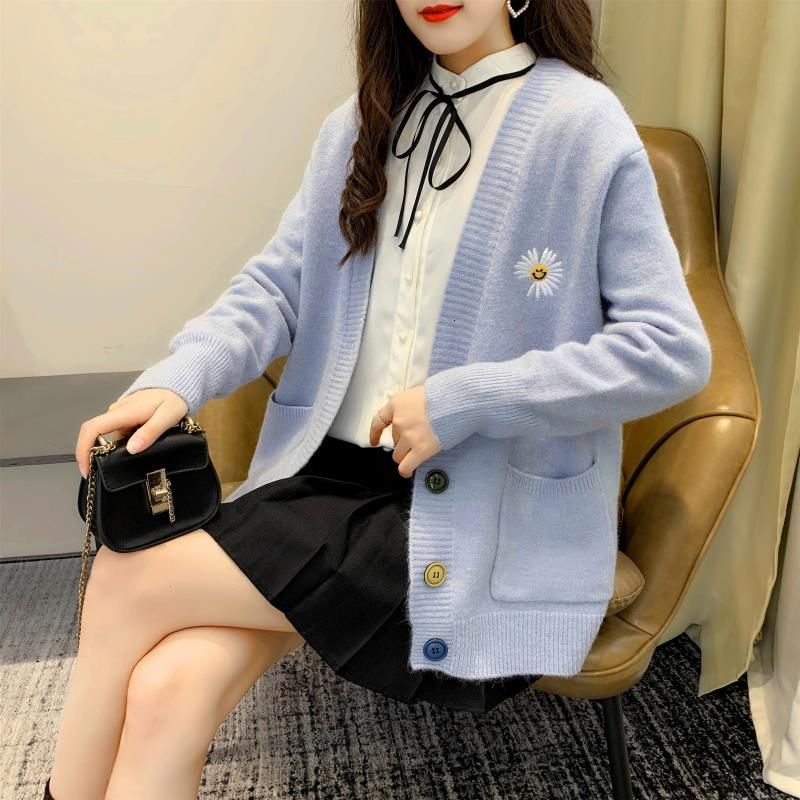 

2021 New New spring and autumn mesh-knit Mrs cardigan' sweet solid color embroidered female sweater sweaters, White