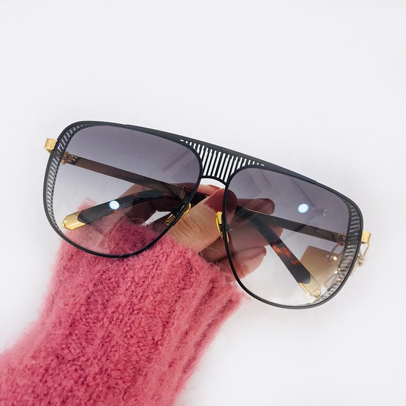 

2021 New Fashion Steampunk Sunglasses Men Women Brand Designer Vintage Oversized Square Metal Frame Sun Glasses UV400 Eyewear