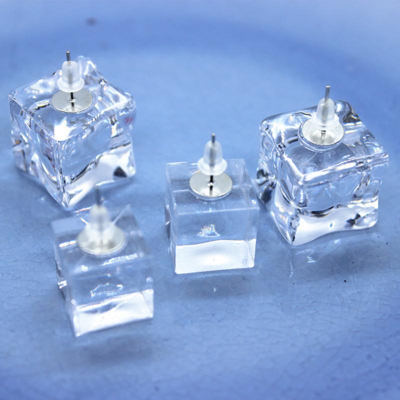

Fashion Cool Hand-made Three-dimensional Transparent cube Ear Stud Personality Creative Women Fun Ear Jewelry