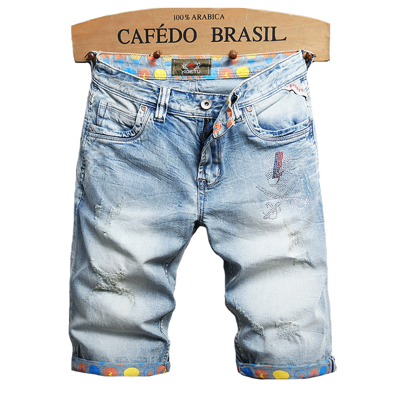 

2021 New Summer Newly Fashion Light Blue Elastic Ripped Denim Shorts Men Printed Designer Hip Hop Short Homme Zjx5, Retro light blue
