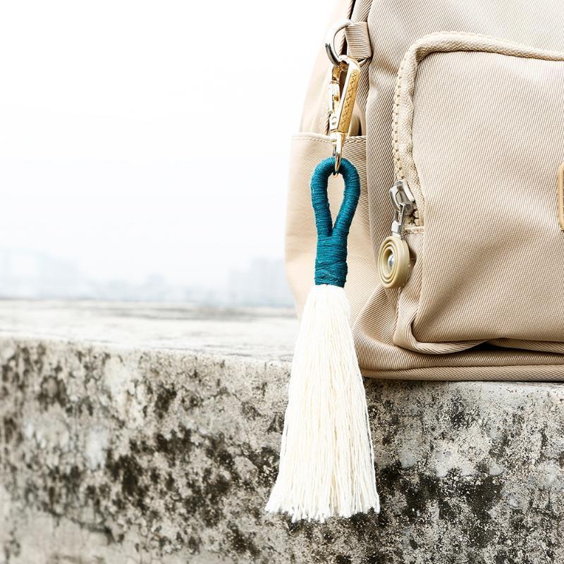 

2020 new Bohemian tassel key chain INS Wind handmade cotton rope woven knot creative bag pendant1