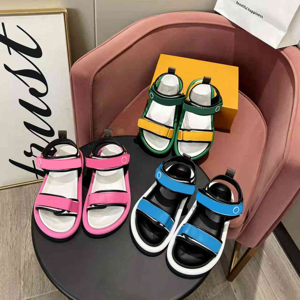 

2022 Women Pool Pillow Comfort Sandals slippers fashion summer Velcro straps Calf leather beach sandal sldes Luxurys brand ladies cool flats slipper slide size 35-42