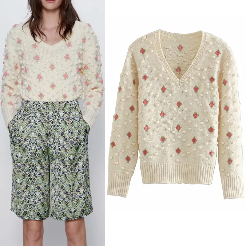 

2021 New Yellow Argyle Pompoms Floral Embroidery Knitted Women Autumn Winter Fashion v Neck Long Sleeve Pullover Sweater Gqz2