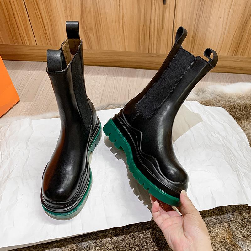 

Boots Same Leather Boots, Women's Short Green Thick Bottomed Medium Tube, Are Thin And, Black background