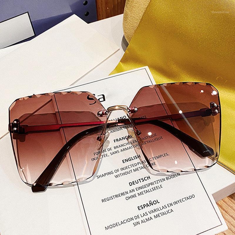 

New Metal Frameless Diamond Cut-edge Female Sunglasses Fashion High-quality Luxury Extra Large Square Gradient Sun Glasses1