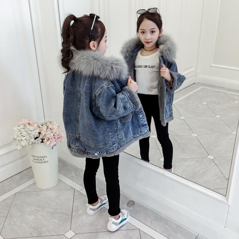 

Patchwork Pockets Velvet Thick Denim Jacket for Teenage Girls Winter Warm Big Fur Hooded Jeans Coat Children Bomber Jackets Teen, Gray