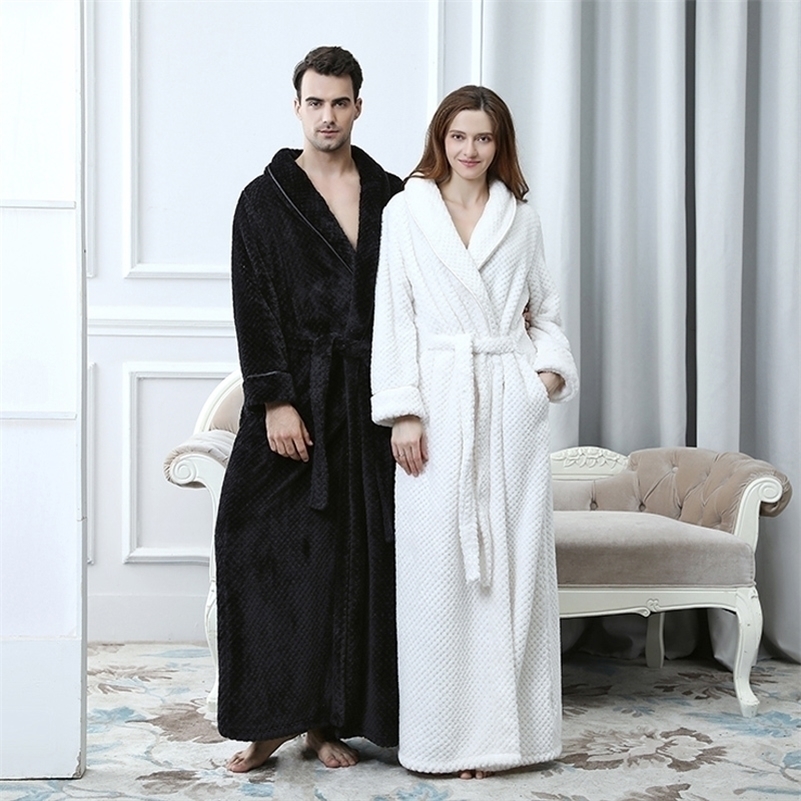 

Extra Long Thick Waffle Coral Fleece Winter Warm Bath Robe Men Women Flannel Kimono Bathrobe Male Dressing Gown Mens Nightwear 201111, Beige