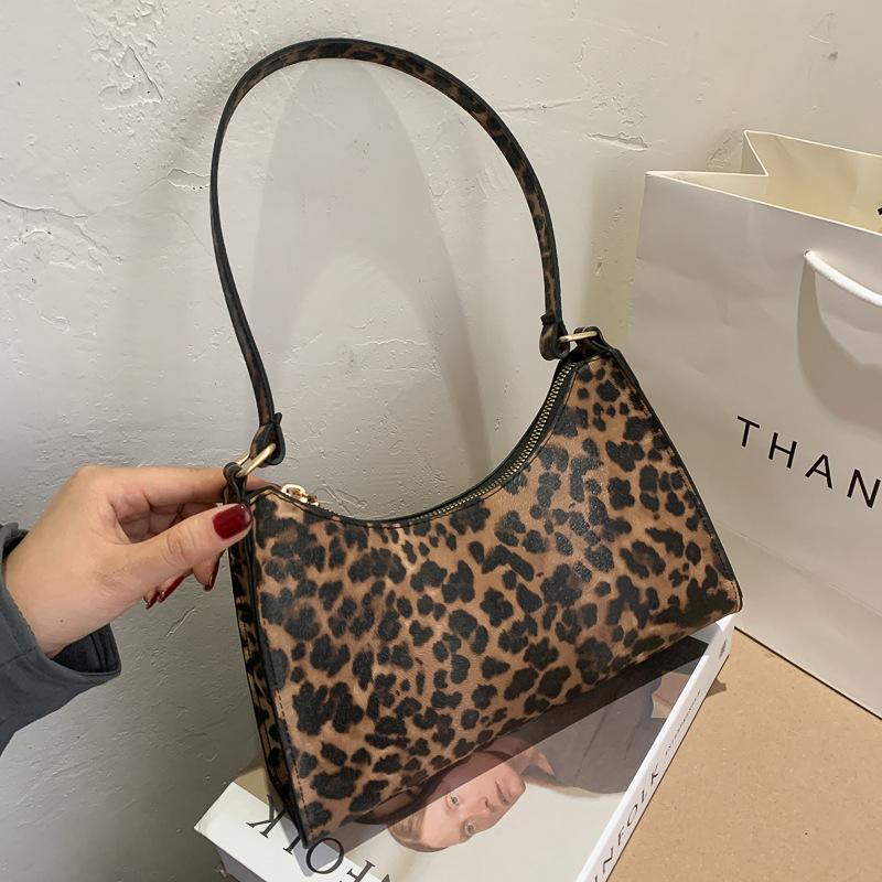 

Women's Fashion Leopard Print Armpit Bag Autumn 2021 New Women's Small, Leopard(25x17x6cm)